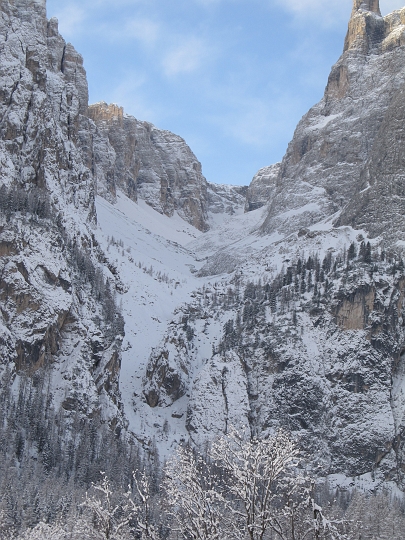IMG_4628.JPG - Das Mittagstal. Heuer war es nicht möglich durchzufahren (für mich) Naja, vielleicht 2013...