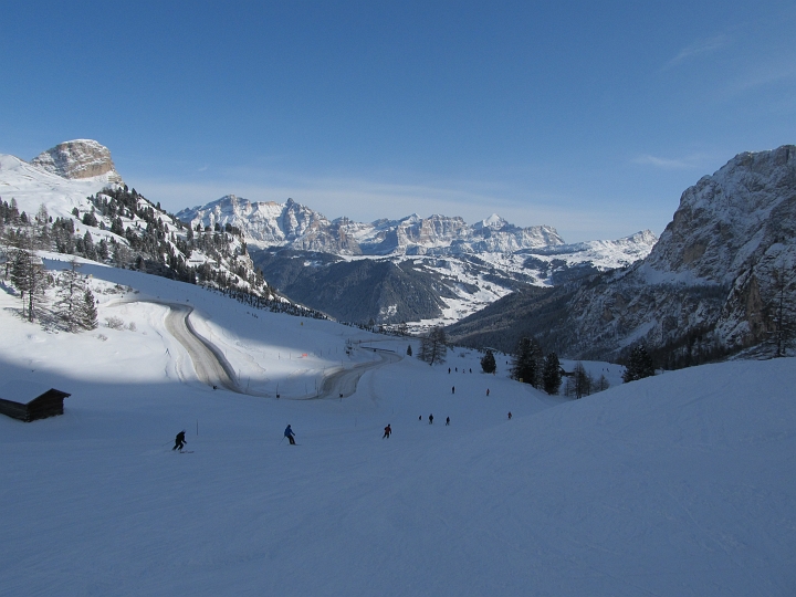 IMG_4663.JPG - Und von dort hinunter Richtung Kolfuschg (Colfosco)