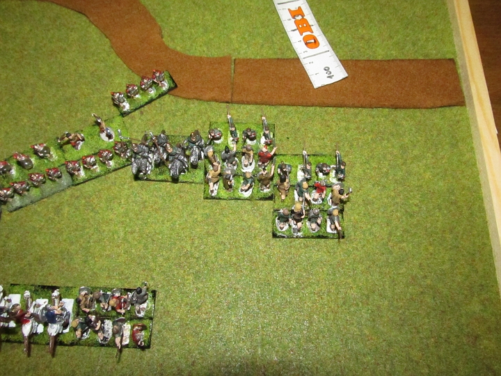 IMG_4953.JPG - ..während die gotischen Stammeskrieger an den Hilfstruppen verbluten.... 4:1 für Rom.
