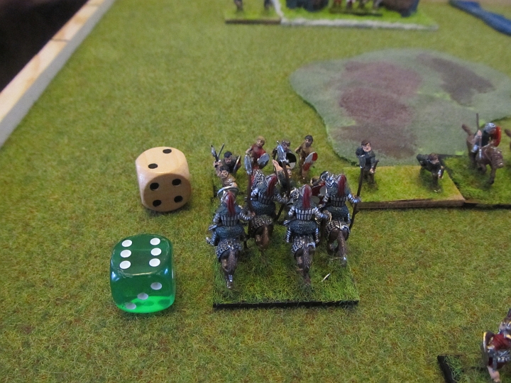 IMG_5181.JPG - Die Stammeskrieger werden geschlagen. Da die Ritter einen Quickkill haben, fallen gleich zwei Elemente!