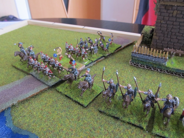 IMG_5221.JPG - Während die römischen Linien Aufstellung beziehen...