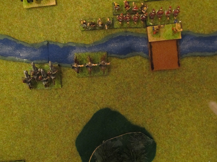 IMG_5301.JPG - Kann der Reiter, der mit den 100 Fuß in die ZOC des Stammeskriegers gekommen ist, auf dessen Front aufschließen?