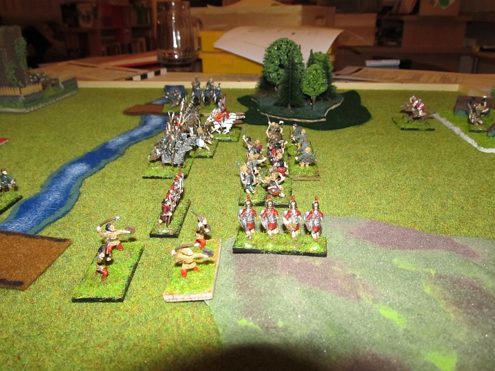 IMG_5319.JPG - Die Römer umgehen nun die Flanke.