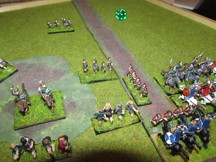 IMG_5462.JPG - Die Klingen bauen eine ZoC auf, um die Bogen zu schützen.