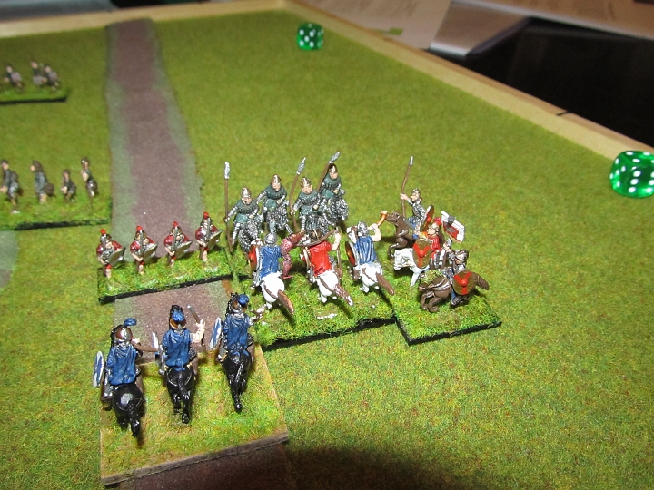 IMG_5466.JPG - Nun ist der der gotische General in Bedrängnis...