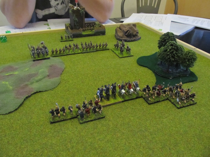 IMG_5473.JPG - Die Armeen laufen aufeinander zu.