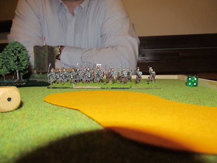 IMG_5557.JPG - ..und reitet los.