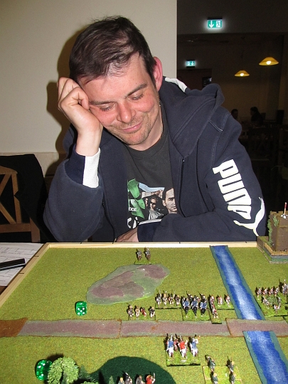 IMG_5725.JPG - Die LR flüchtet, die Bogenschützen fallen....