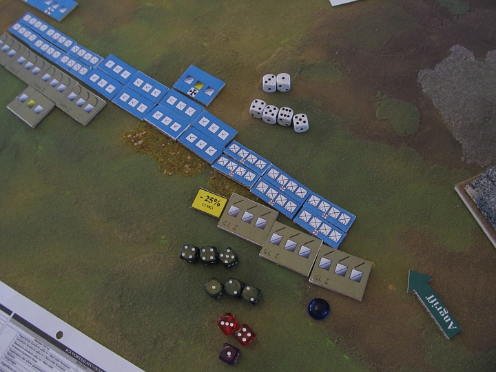 IMG_6191.JPG - Allerdings mit mäßigem, bis keinem Erfolg! 4:3 Treffer, CT auf 7-1, daher erschüttert, und dann ein DR auf 1- Eine Base weniger und -25% für die Lanzen! So schaut kein gelungener Angriff aus!