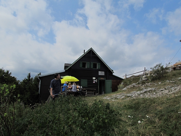 IMG_7967.JPG - Bei der Gauermannhütte. Hier gibts Mittagessen.