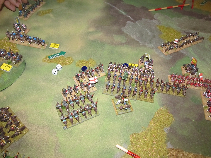 IMG_8059.JPG - Hier ist die Situation komplizierter. Die Speere sind schon gefallen und auf -25%, die zur Hilfe eilenden Ritter werden abgefangen und fallen sogar!