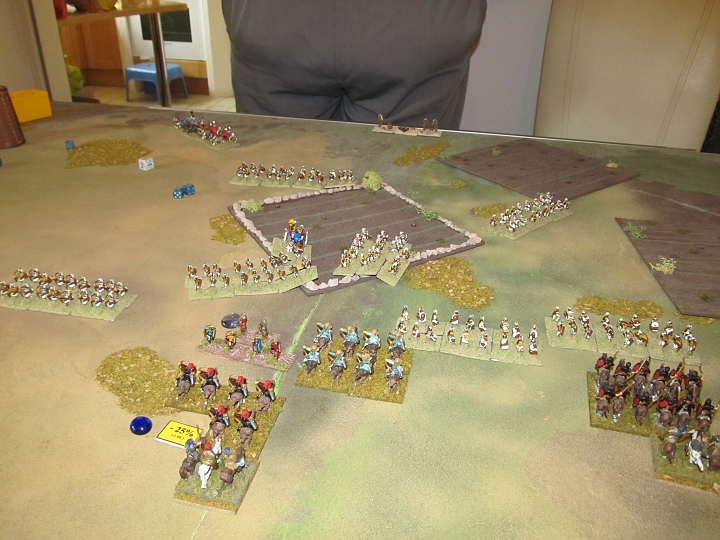 IMG_8733.JPG - In der Mitte fragmentiert sich die Ägypterfront.