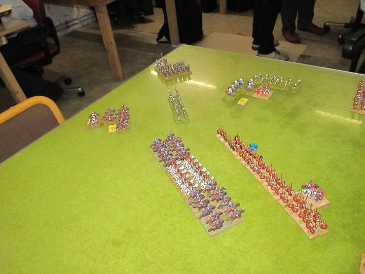 IMG_9424.JPG - Auf der anderen Seite schließen die Speere nun auf.