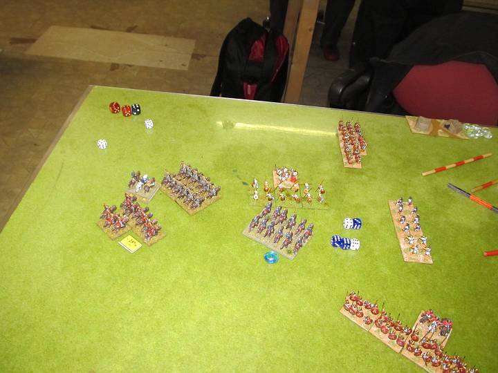 IMG_9442.JPG - Nach dem NK lösten sich die LH in der JAP nun auf, da sie eine weitere Base verloren hatten. Die zweite BG Speere ist mittlerweile auch zerstört.