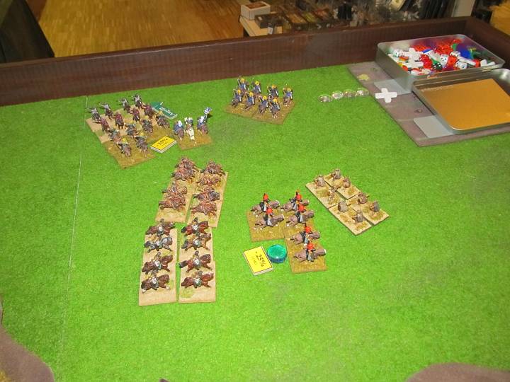 IMG_9545.JPG - Auf der anderen Seite gelingt es dieser LH zwar auszuweichen, sie wird allerdings fragmented.