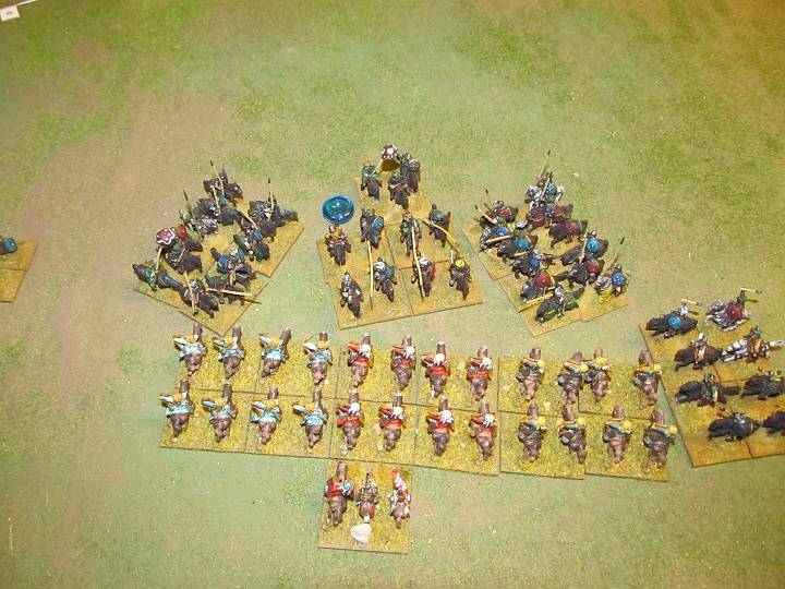 IMG_9584.JPG - Den Beschuß würfeln wir beide weg. Wir treffen nicht wenig, auch meine Würfel sind gut, Ferdis ebenso.