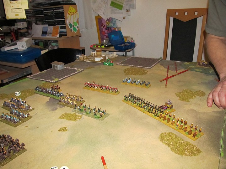 IMG_9821.JPG - Hier versucht Jürgen einen Kessel aufzubauen.