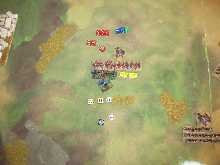 IMG_0093.JPG - Tja Pech gehabt.... Ich erreiche zwar ein 3:3 im Melee hier, aber der DR auf die 1 reicht halt, damit meine BG trotzdem bricht. Irr, wie ich die Nahkämpfe heute verliere. Entweder ich treffe nix, und Jürgen hat Fabelwürfe, oder ich treffe im Schnitt, dann versemmle ich den DR.
