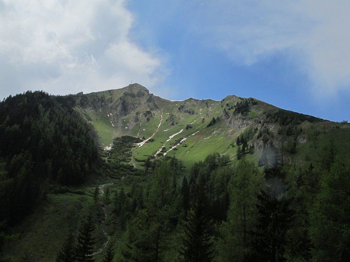 IMG_1294.JPG - Seitenblick zum Polster. Ganz oben hat er einen Schneerand.