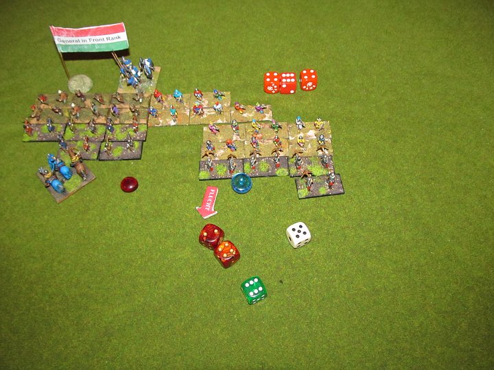 IMG_4548.JPG - And then: The Hungarians need only one attrition point to break the Catalan army, but now both LF begin to crumble here.