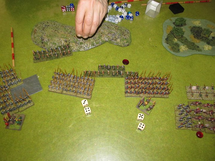 IMG_5303.JPG - Sieg der Piken gegen die arme Longbow BG, welche droppt.