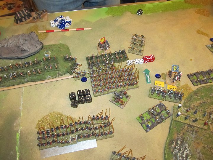 IMG_5481.JPG - 6:3 Sieg hier. Den DR kann sich Jürgen sparen, und der CT geht mit der 8 daneben. (8-1(disr)-1(hits/base)-1(more than 2))= 5. Immerhin sind die nun fragmented, das sollte was werden hier.