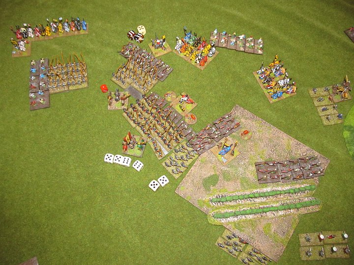 IMG_5944.JPG - Die MF mittig zerbricht an der Pike und wird fragmented. Mein einziger Punkt in dem Spiel.