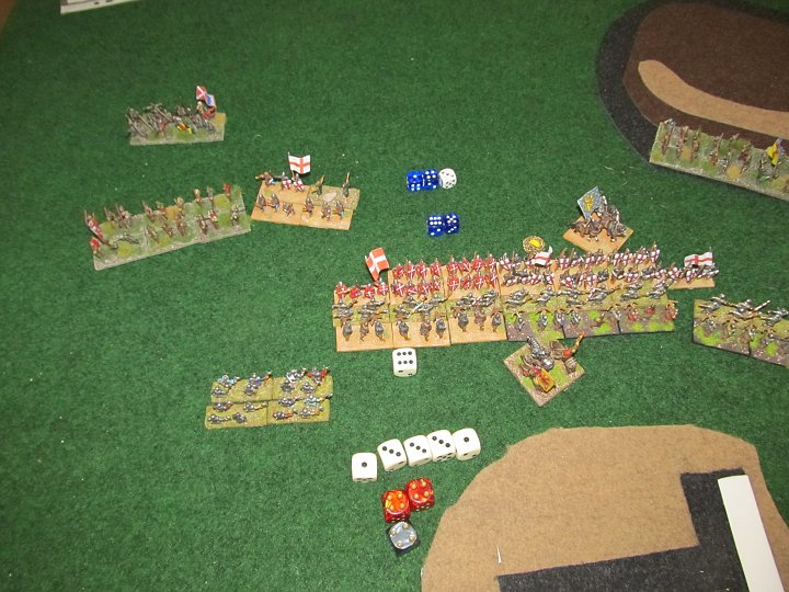 IMG_6262.JPG - Was füe eine Melee.... ich treffe auf die 4. Ein (1!) Treffer gegen zwei auf die 5. Aber: CT und DR sind gut. Phuh.
