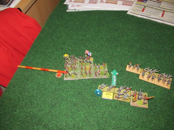 IMG_6317.JPG - ..und hier. Jürgen wollte nochmal schießen, aber nun müssen die Longbows testen, schaffen es nicht, das ist bitter denn....