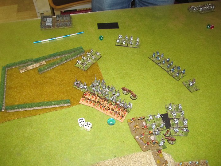 IMG_6397.JPG - In der nächsten Melee ists aber Schluß hier. 2:1 und Flucht der römischen MF.