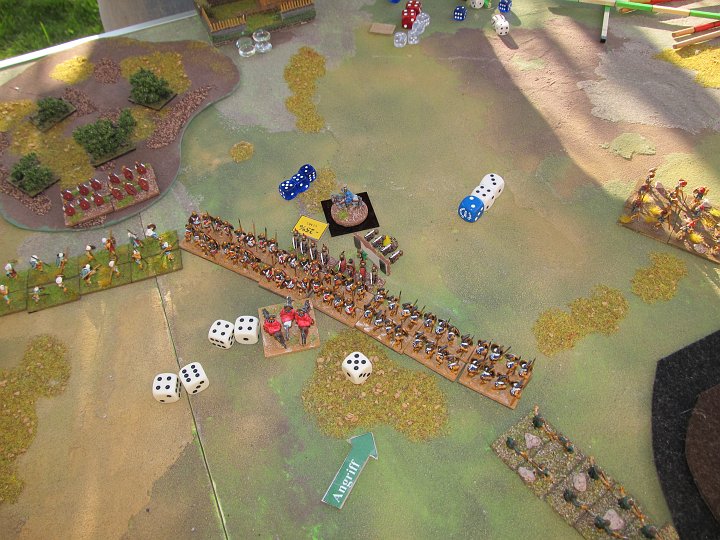 IMG_6563.JPG - Anpassen sieht dann so aus. 5:2 in der Melee, ein Basenverlist, und drop der Römer.