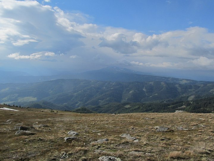 IMG_6788.JPG - Neben uns ziehen Schauer vorbei.