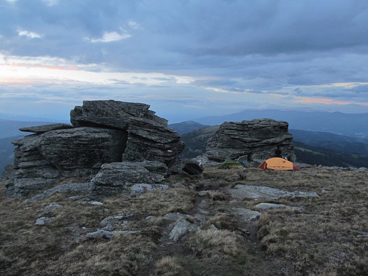 IMG_6824.JPG - Ein Blick auf unser "Camp"