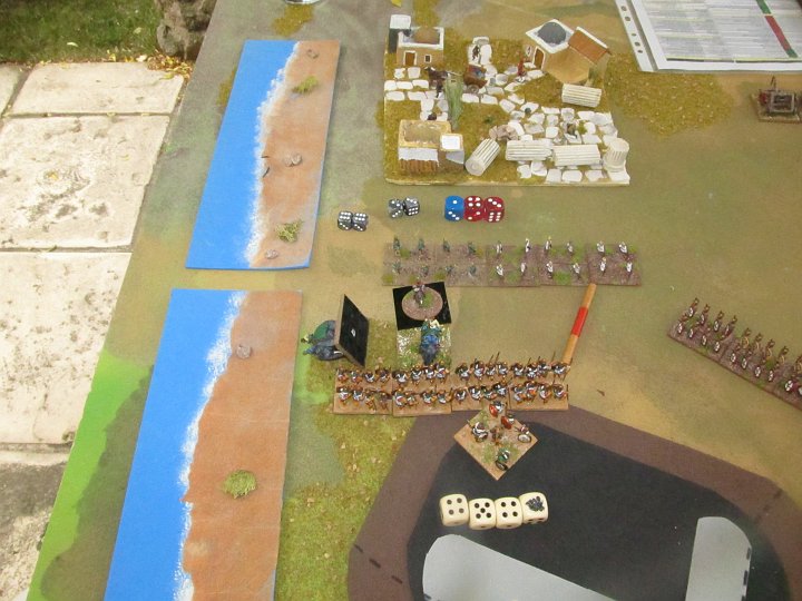 IMG_7074.JPG - In der Melee dann 4:2 und - plopp! Die Elefanten verlieren eine Base.