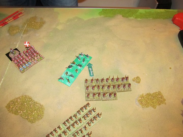 IMG_9737.JPG - Angriff mit erhofften Raumgewinn.