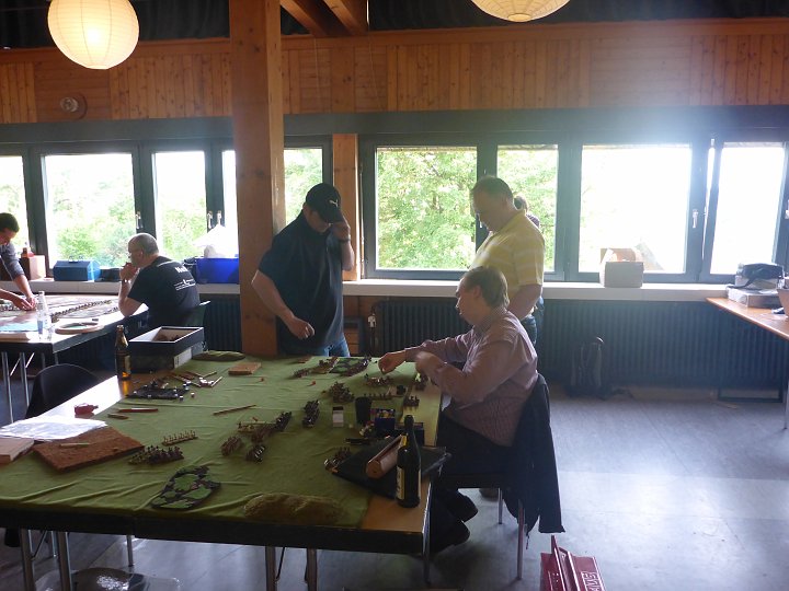 P1000739.JPG - Ich werde nach mehr Frust als Lust Dritter. Meine FoG Motivation bleibt auch nach diesem Turnier im Keller. Aber Jürgen feiert mit seinem zweiten Platz einen sehr schönen Erfolg.