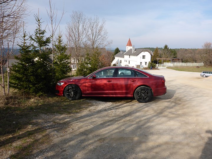 P1040877.JPG - ..bin ich bald wieder beim Auto.