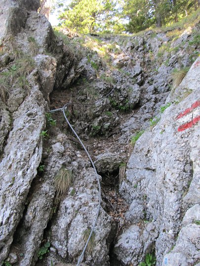 IMG_1900.jpg - Und weiter steil am Seil                               