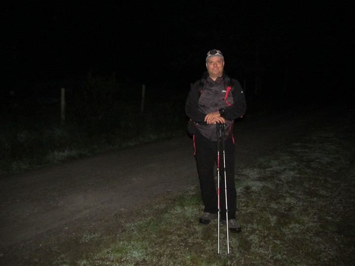 IMG_2179.jpg - Wecker 4:00. Start 4:15.                               