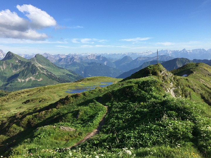 IMG_1757.JPG - ..und genieße den Ausblick,...