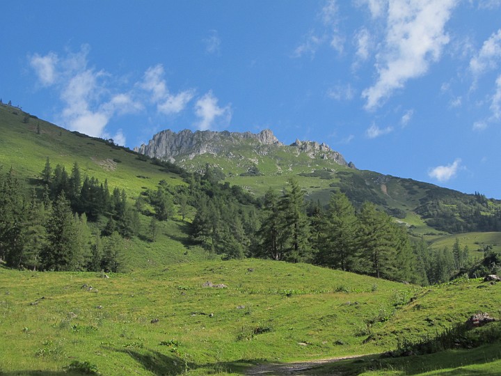 IMG_2611.jpg - Blick zur Vordernberger Griesmauer. Da war ich auch schon 2x oben, zuletzt 2013.                               