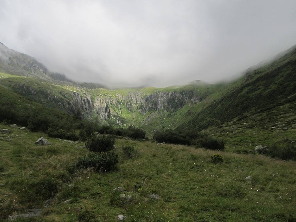 IMG_2738.jpg - ...es wird doch nicht doch noch? Blick zum Hochstubofen. (Komplett im Nebel)                               