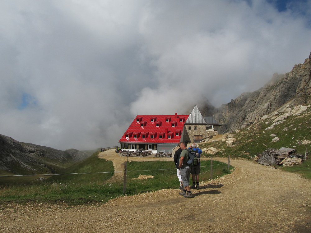 IMG_3602.jpg - Bei der Tierser Alpl Hütte                               