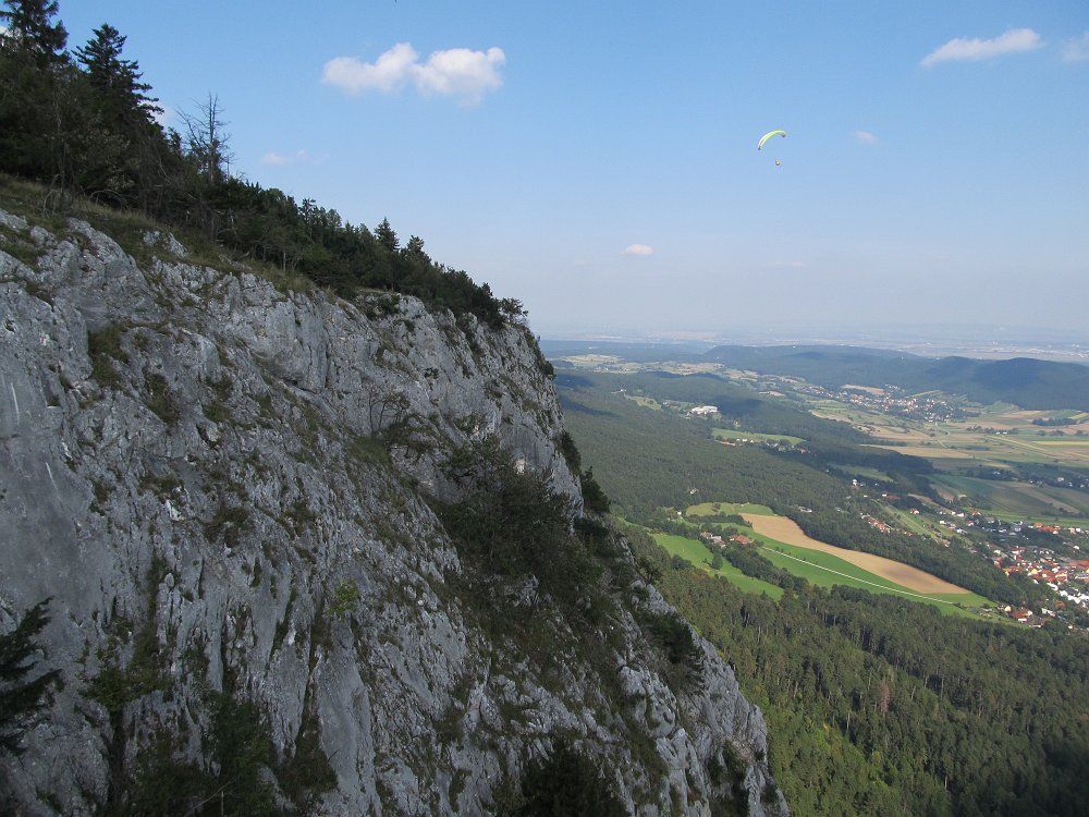 IMG_3780.jpg - Wir gehen zum Skywalk.                               