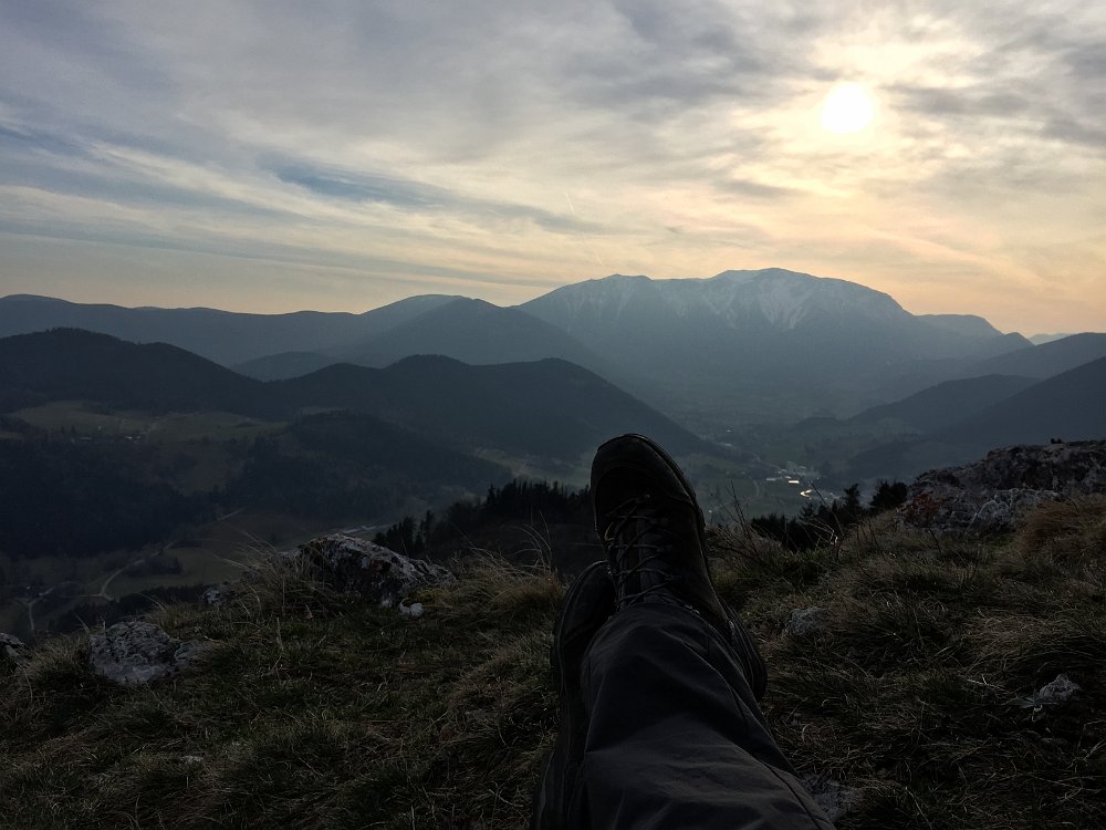 IMG_3042 (1).JPG - Und oben! Ich genehmige mir eine ausgedehnte Rast