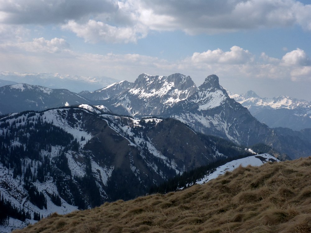 P1080218.JPG - Herrlicher Seitenblick auf die Admonter Trilogie