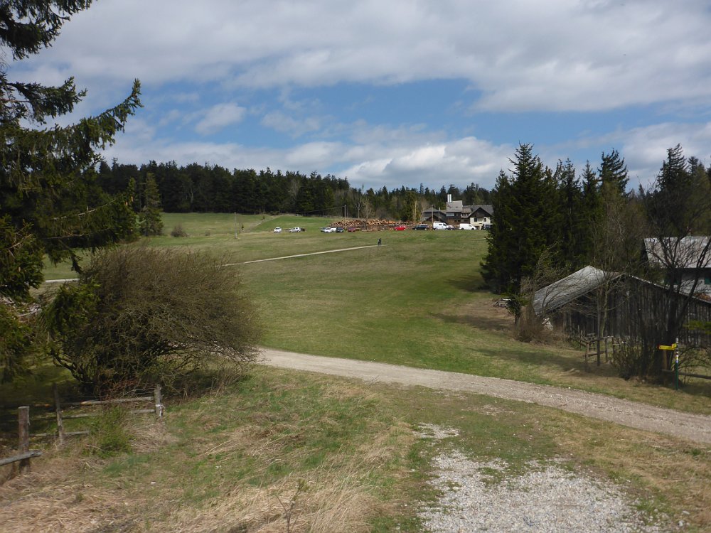 P1080263.JPG - Vorbei am Gasthaus Postl.