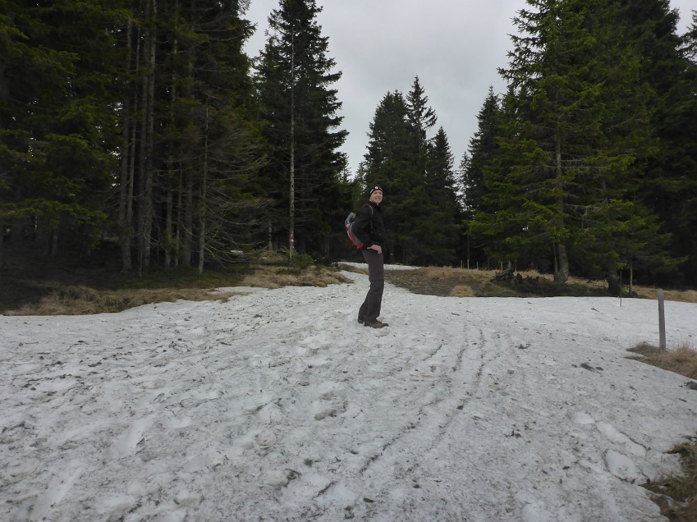 P1080291.JPG - Da gibts noch mehr Schnee.