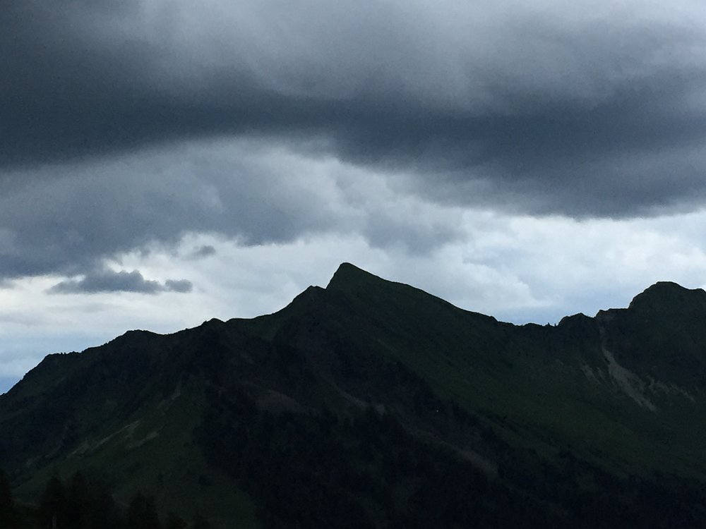 IMG_3690.JPG - Und da kommt das Gewitter.