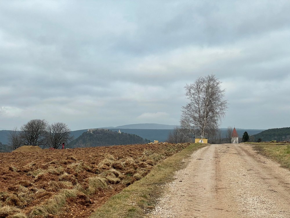 IMG_1021.jpg - ..dann sind wir gleich wieder beim parkplatz.